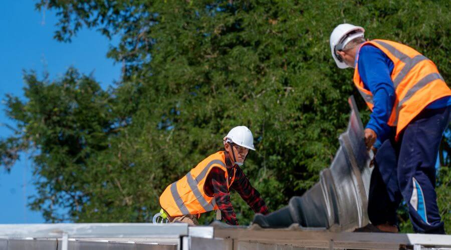 Professional Flat Roofing Installation in Blakeslee, OH